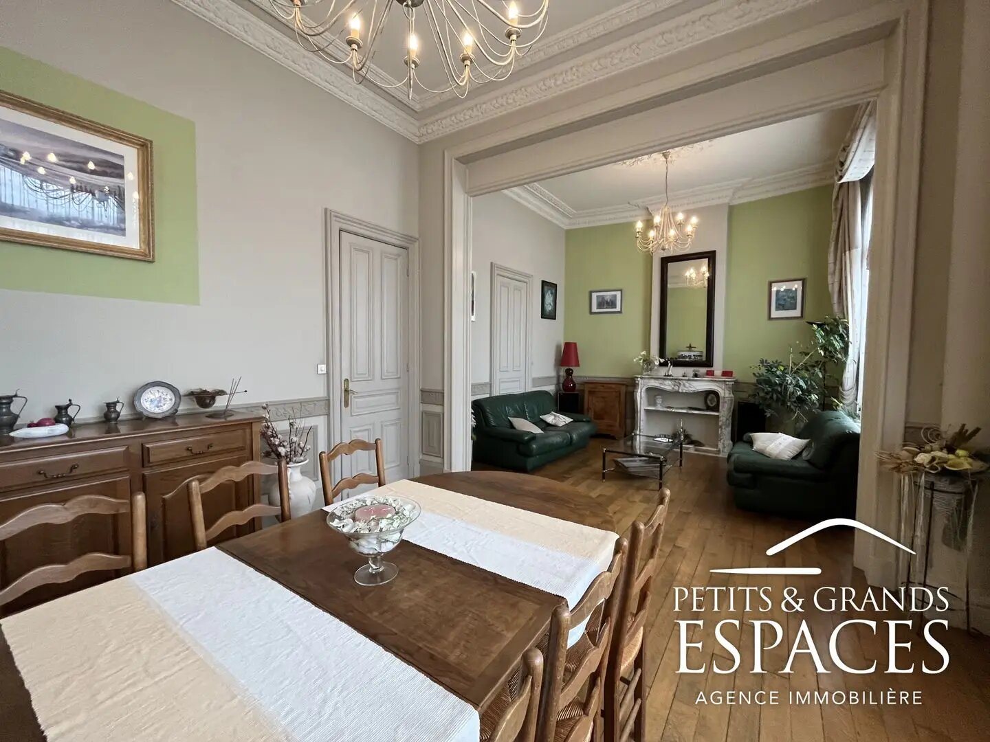 Maison à vendre, 303m², Curgies