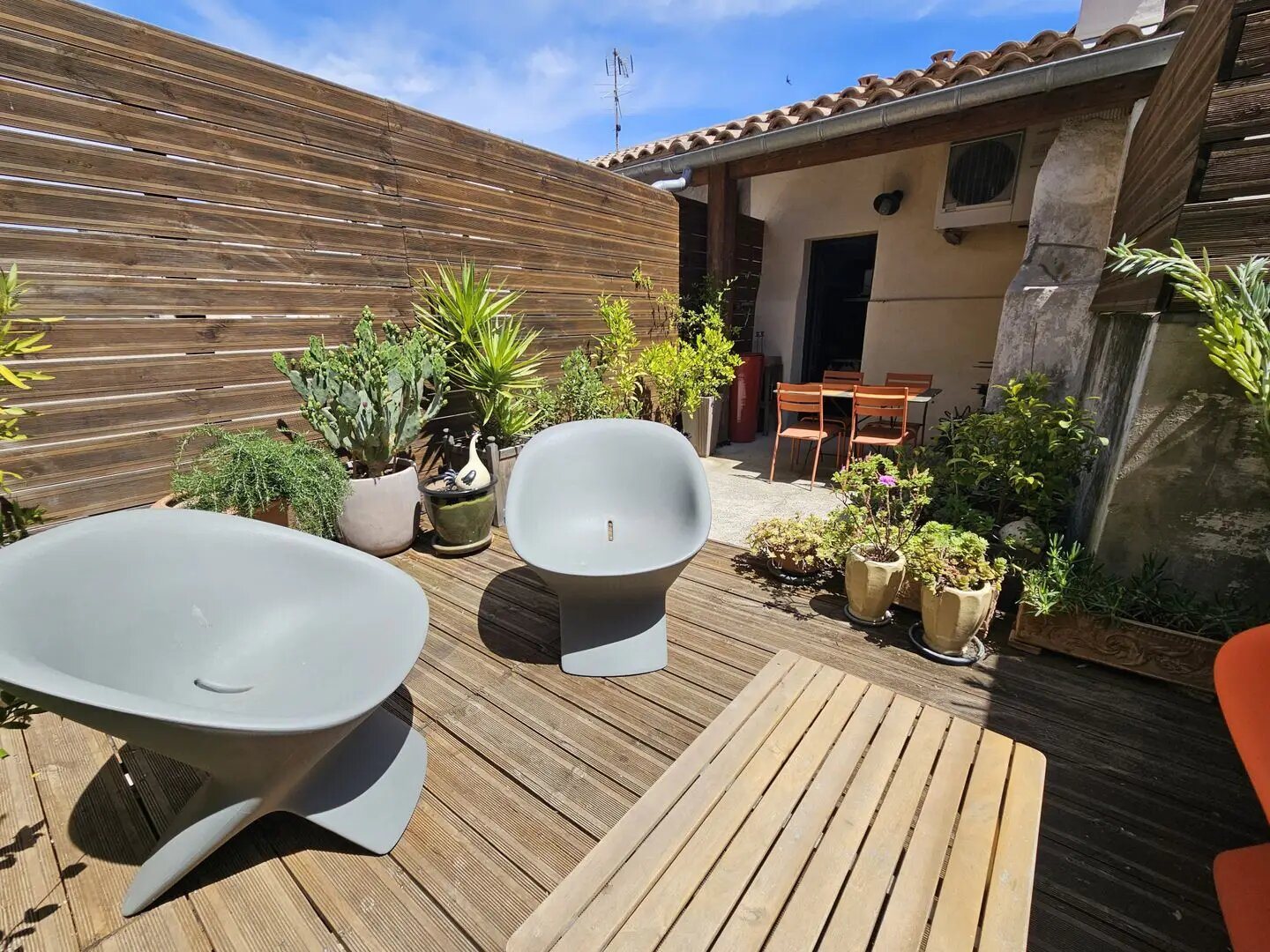 Maison à louer, 97m², Saint-Laurent-d'Aigouze