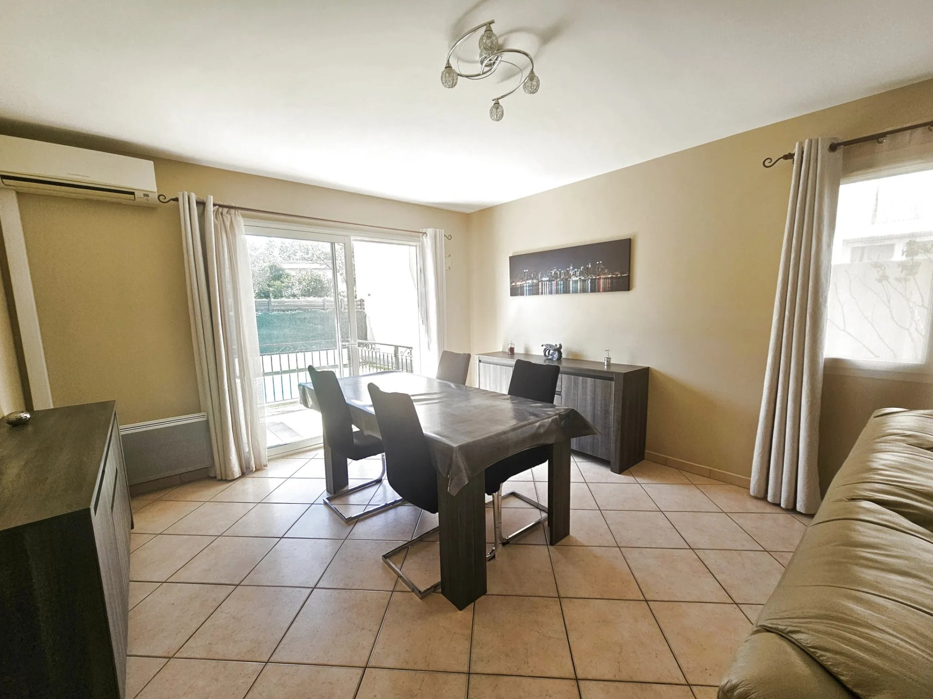 Maison à vendre, 98m², Saint-Laurent-d'Aigouze