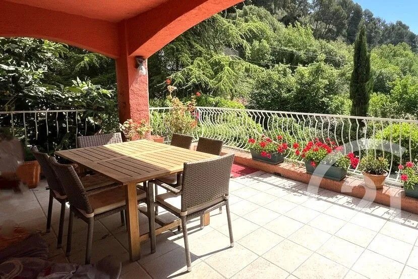 Maison à vendre, 308m², Cagnes-sur-Mer
