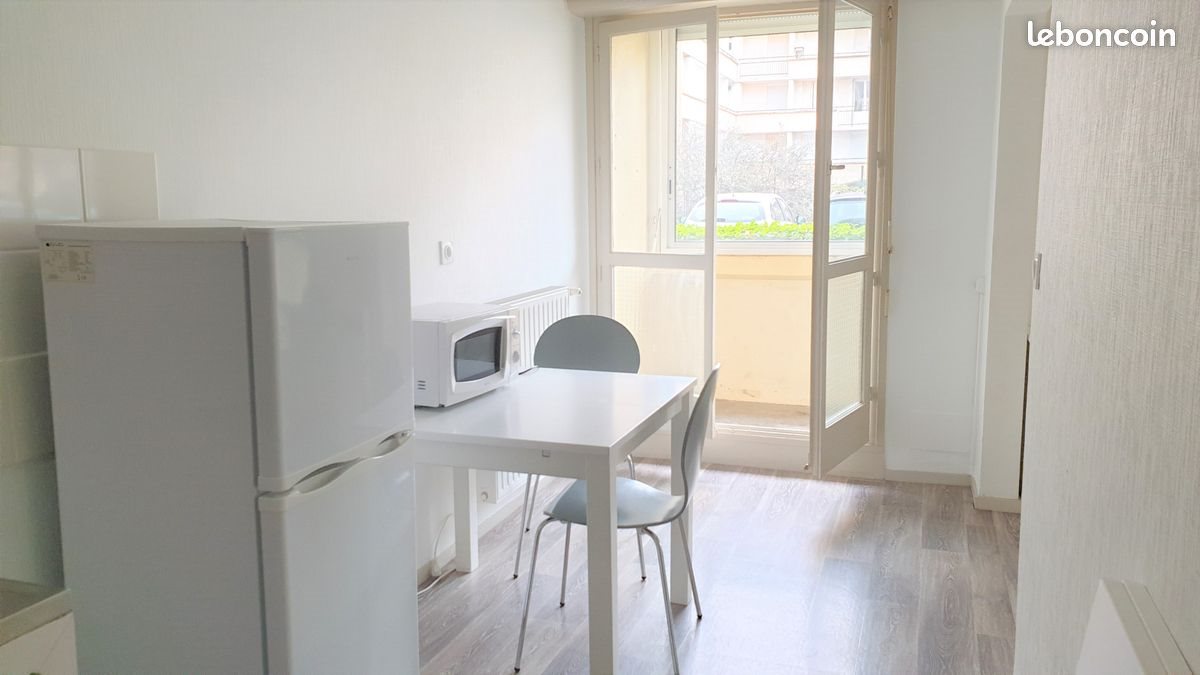 Appartement à louer, 37m², Roanne