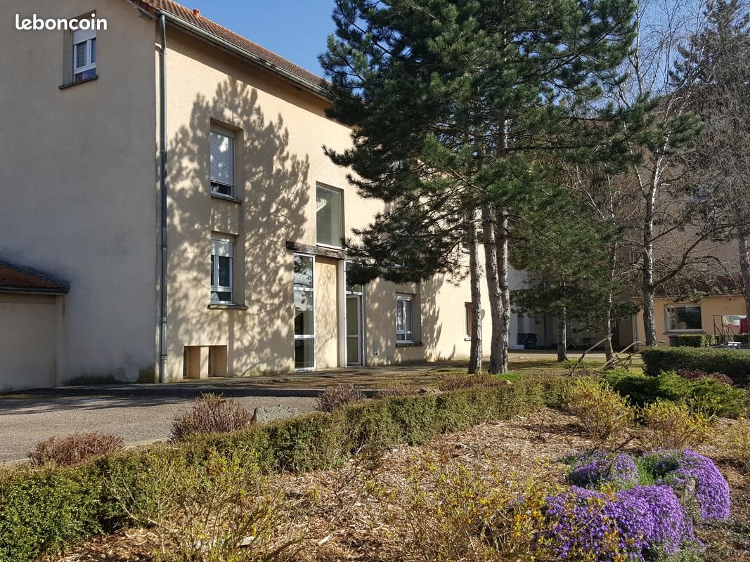 Appartement à louer, 97m², Pouilly-sous-Charlieu