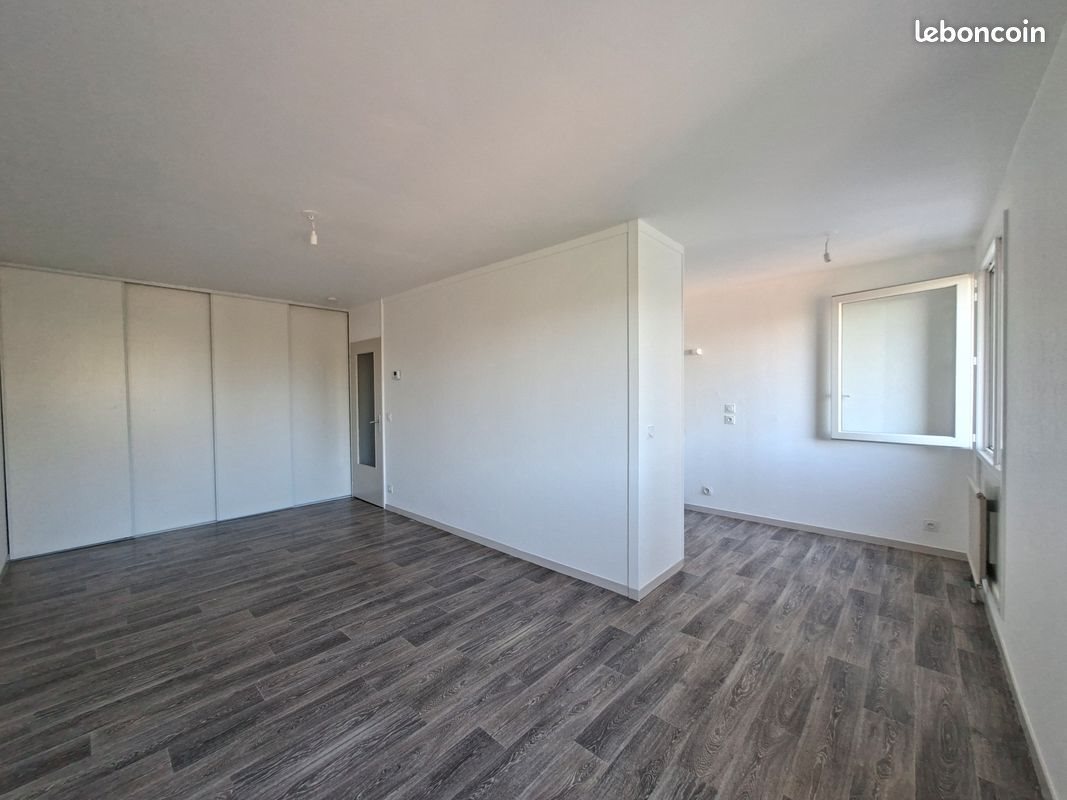 Appartement à louer, 32m², Roanne