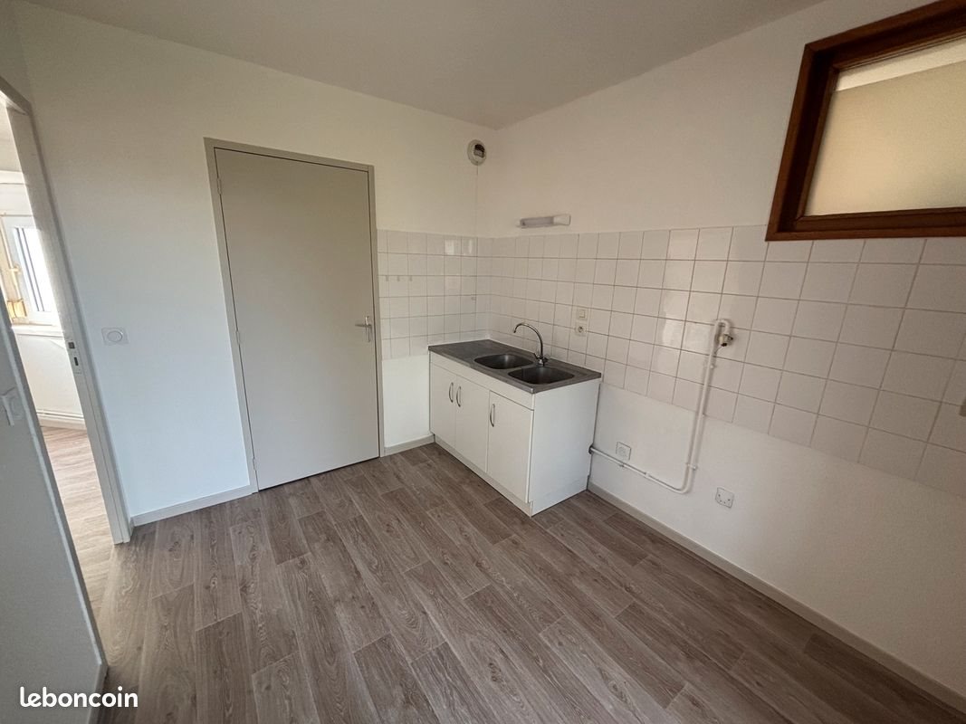 Appartement à louer, 73m², Riorges