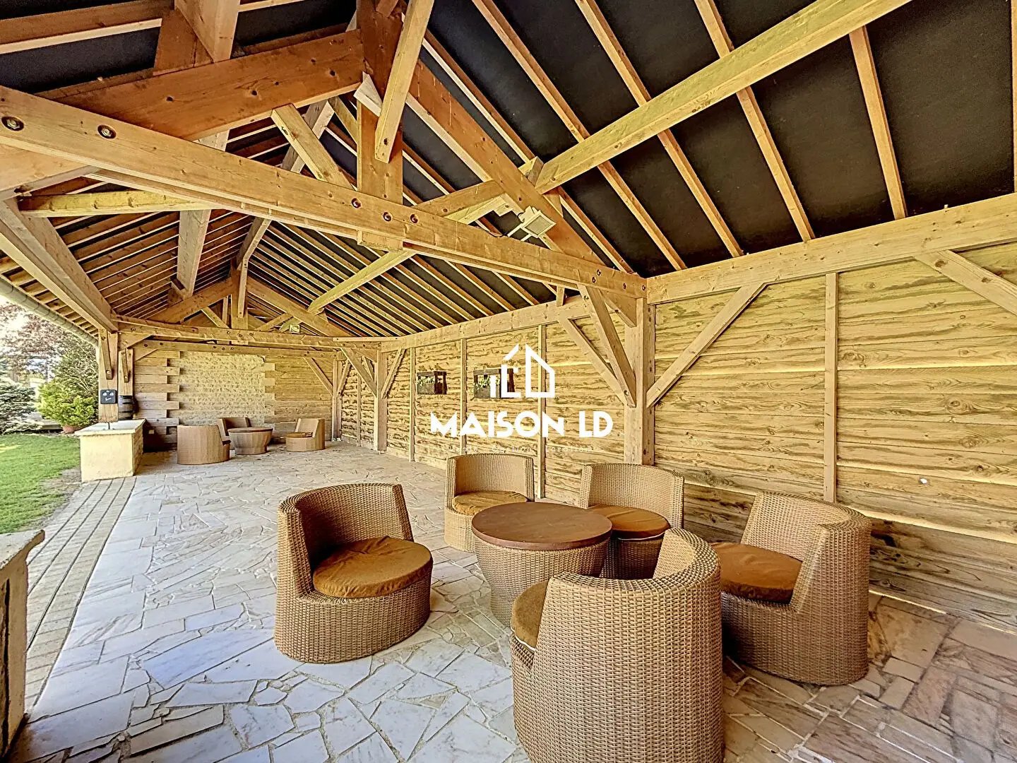 Maison à vendre, 690m², Caen