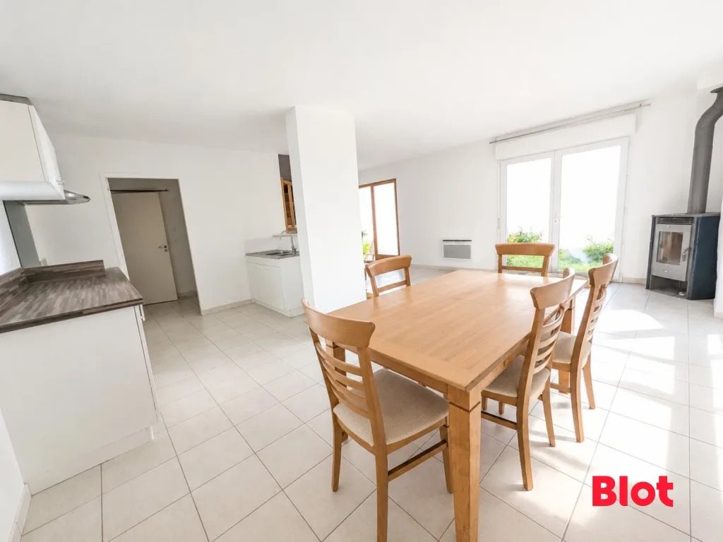 Maison à vendre, 104m², Brécé