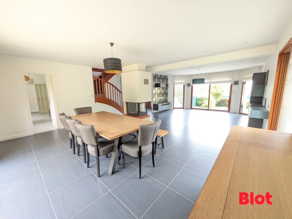 Maison à vendre, 192m², Thorigné-Fouillard