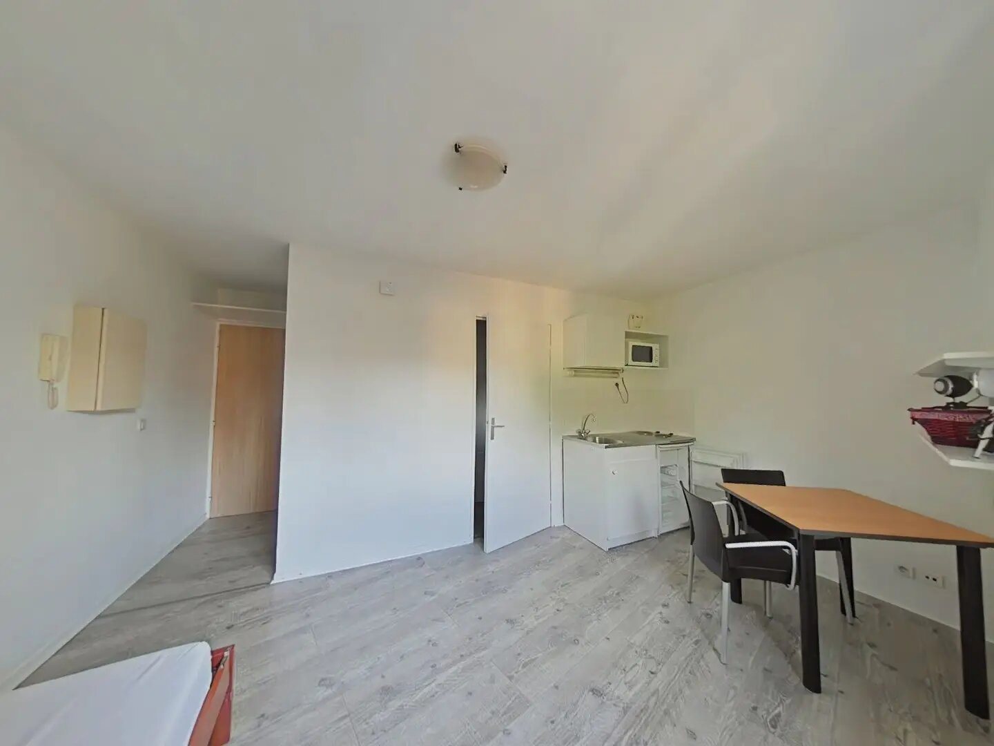 Appartement à louer, 18m², Saint-Etienne