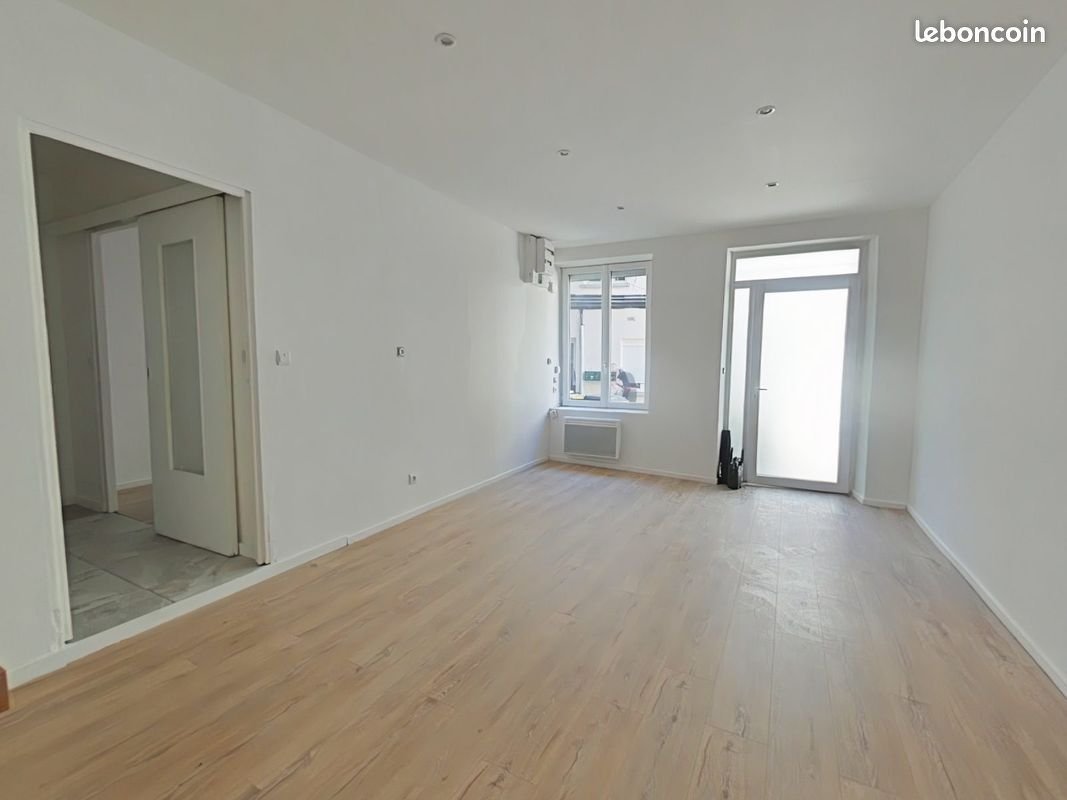 Appartement à louer, 34m², Saint-Étienne