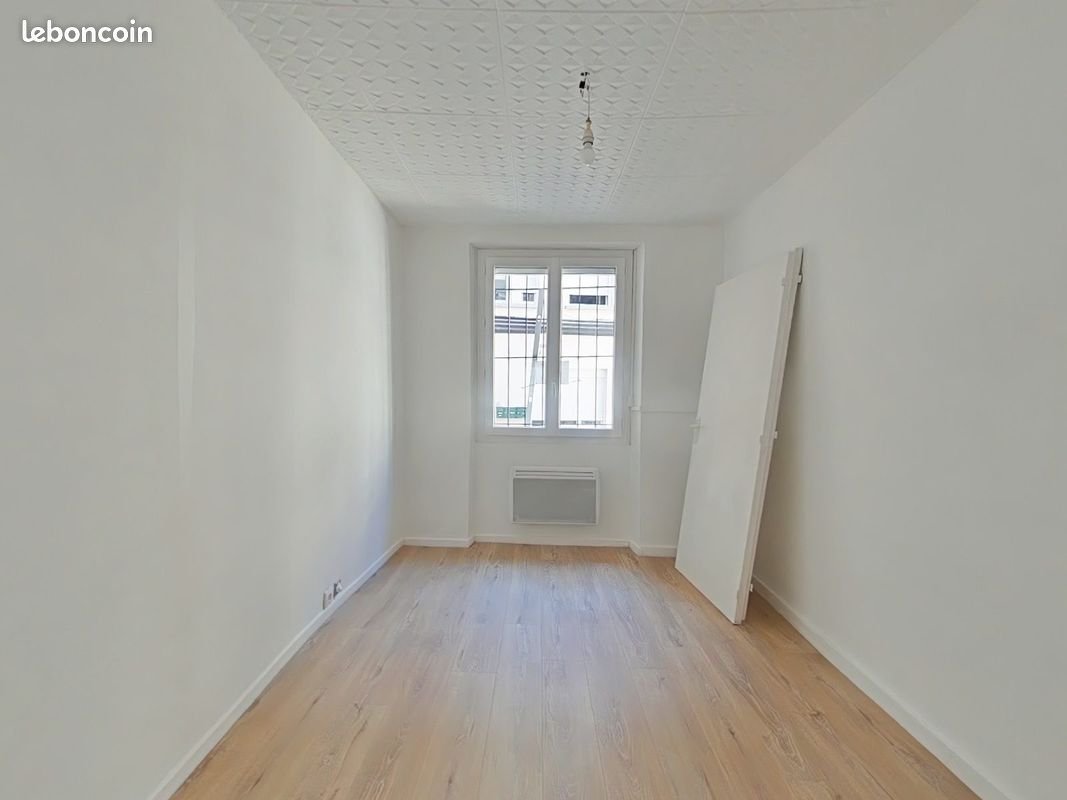 Appartement à louer, 34m², Saint-Étienne