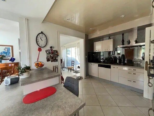 Maison à vendre, 160m², Saint-Genest-Lerpt