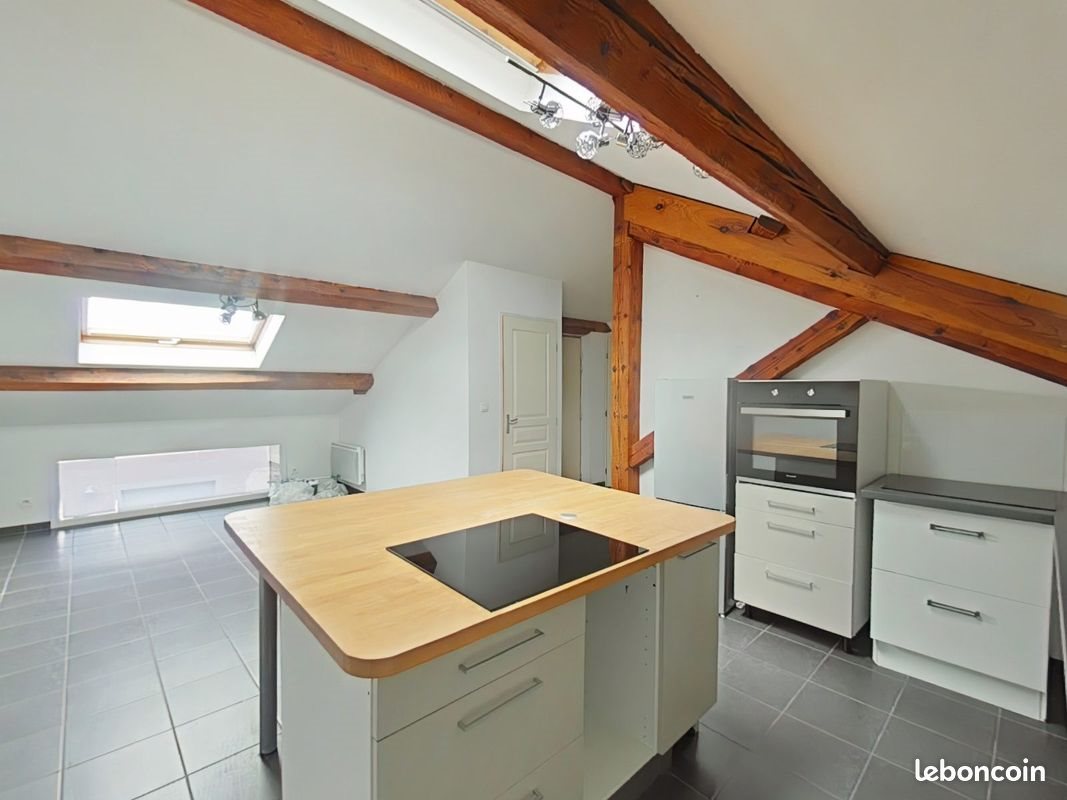 Appartement à louer, 28m², Veauche