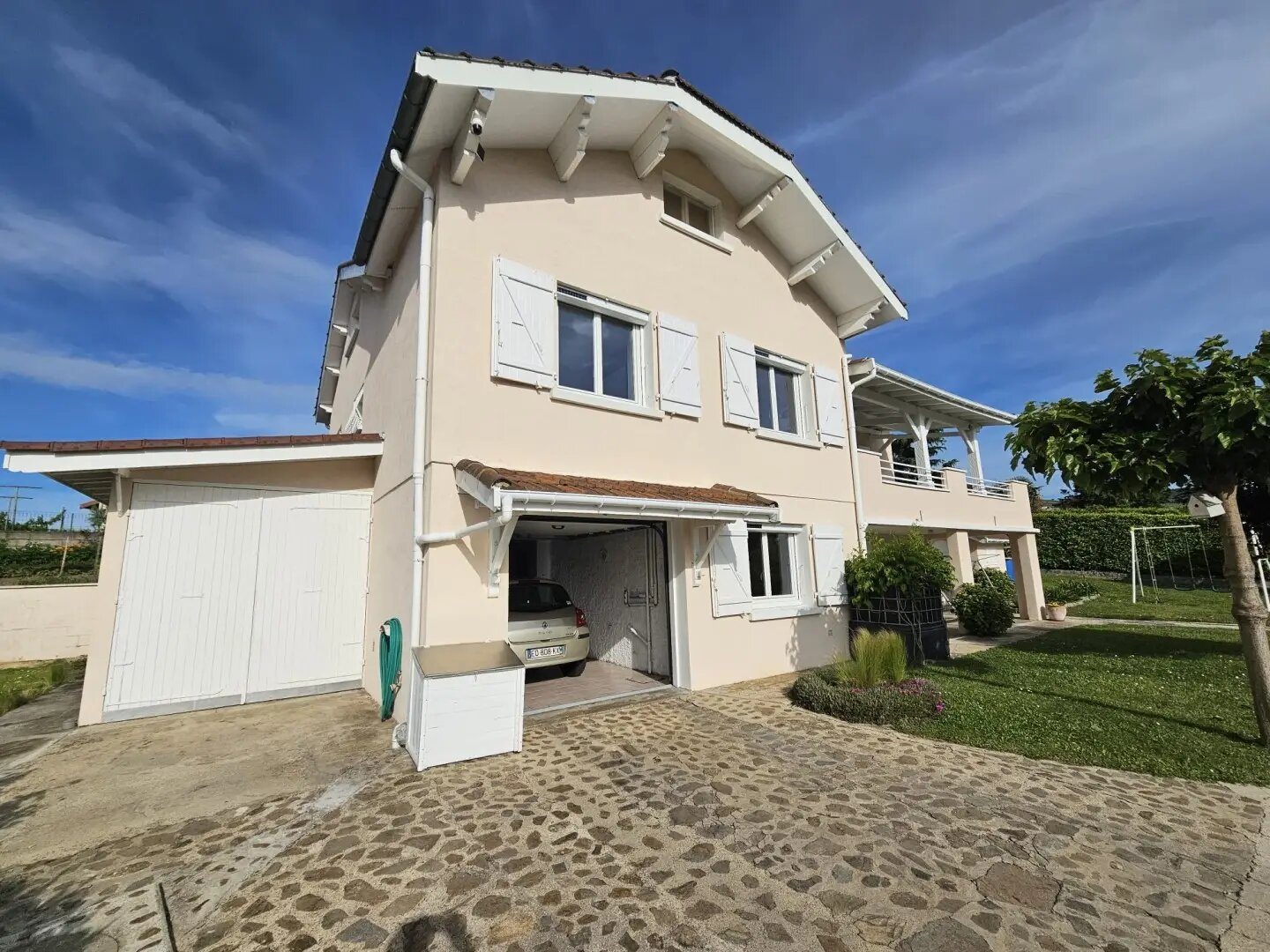 Maison à vendre, 131m², Châteauneuf