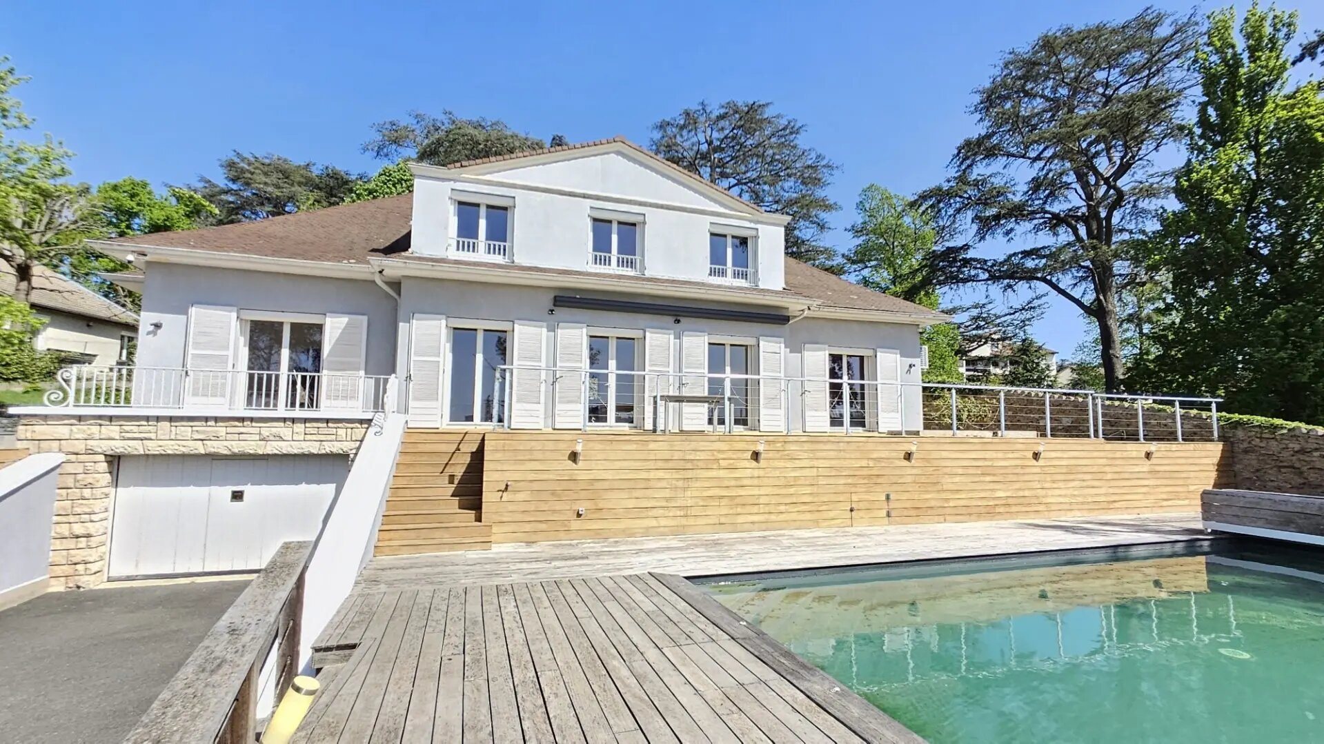 Maison à vendre, 258m², Saint-Priest-en-Jarez
