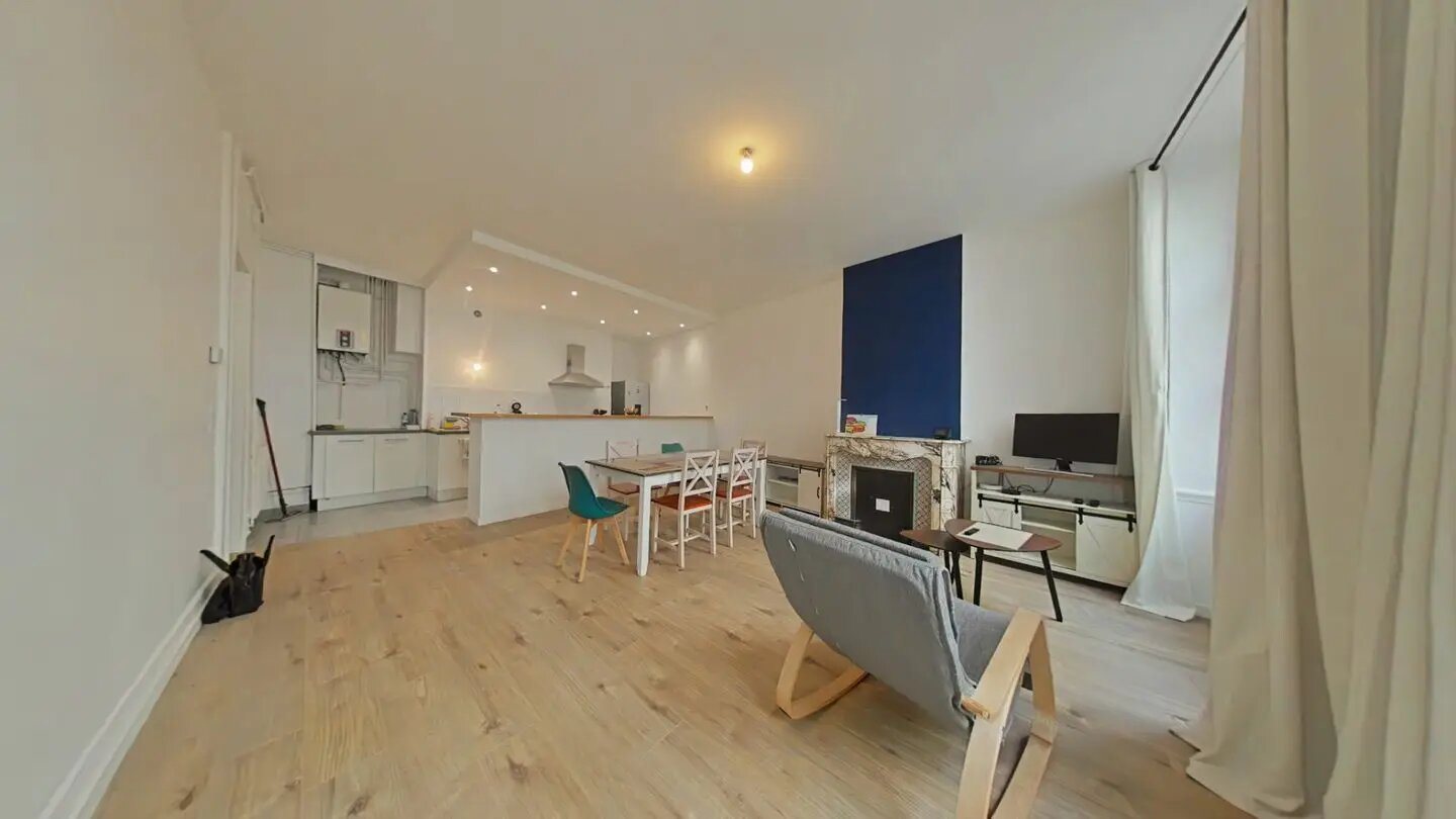 Appartement à louer, 82m², Saint-Étienne