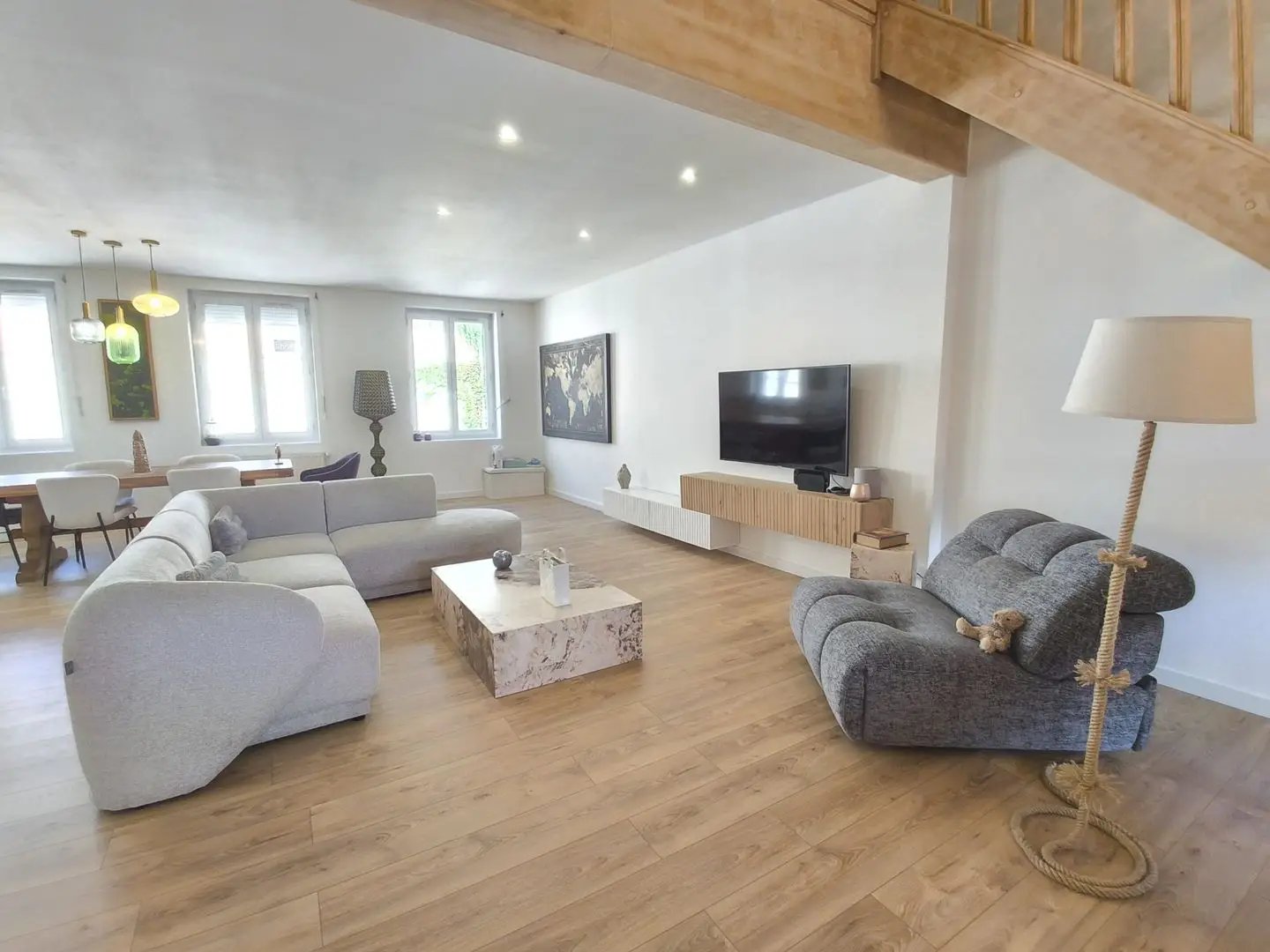 Appartement à vendre, 147m², Saint-Genest-Lerpt