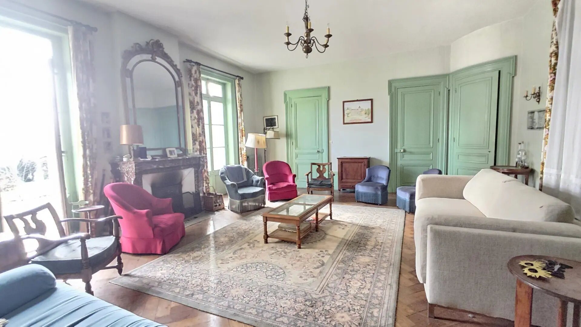 Maison à vendre, 450m², L'Etrat