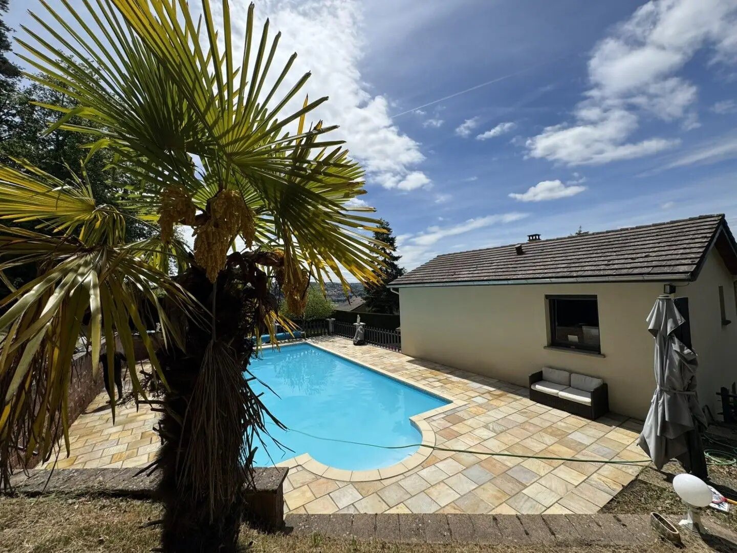 Maison à vendre, 117m², L'Etrat