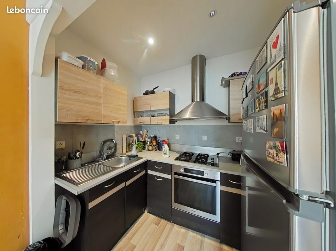 Appartement à louer, 49m², Saint-Etienne