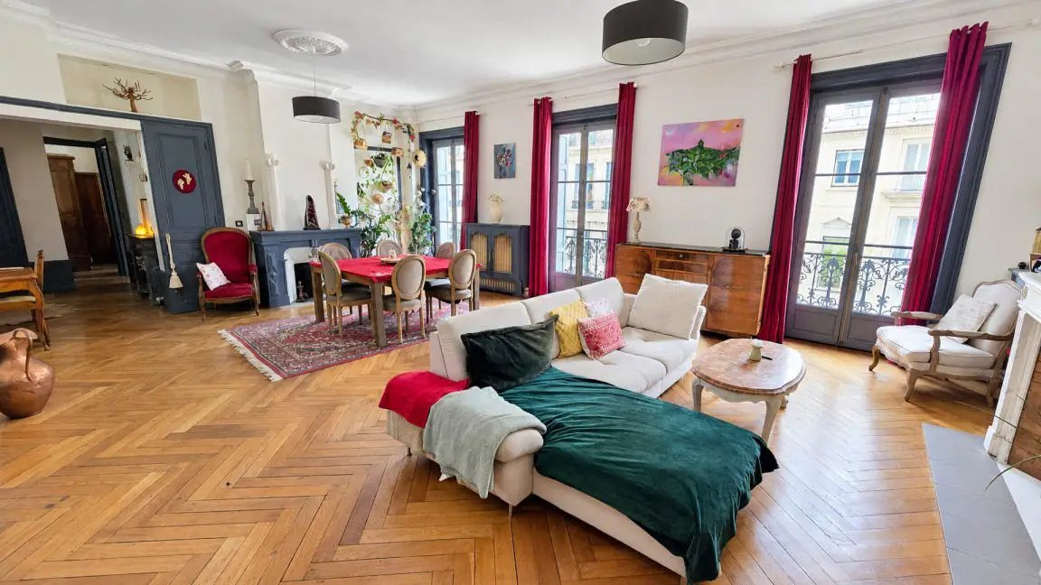 Appartement à vendre, 185m², Saint-Étienne