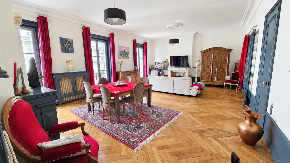 Appartement à vendre, 185m², Saint-Étienne