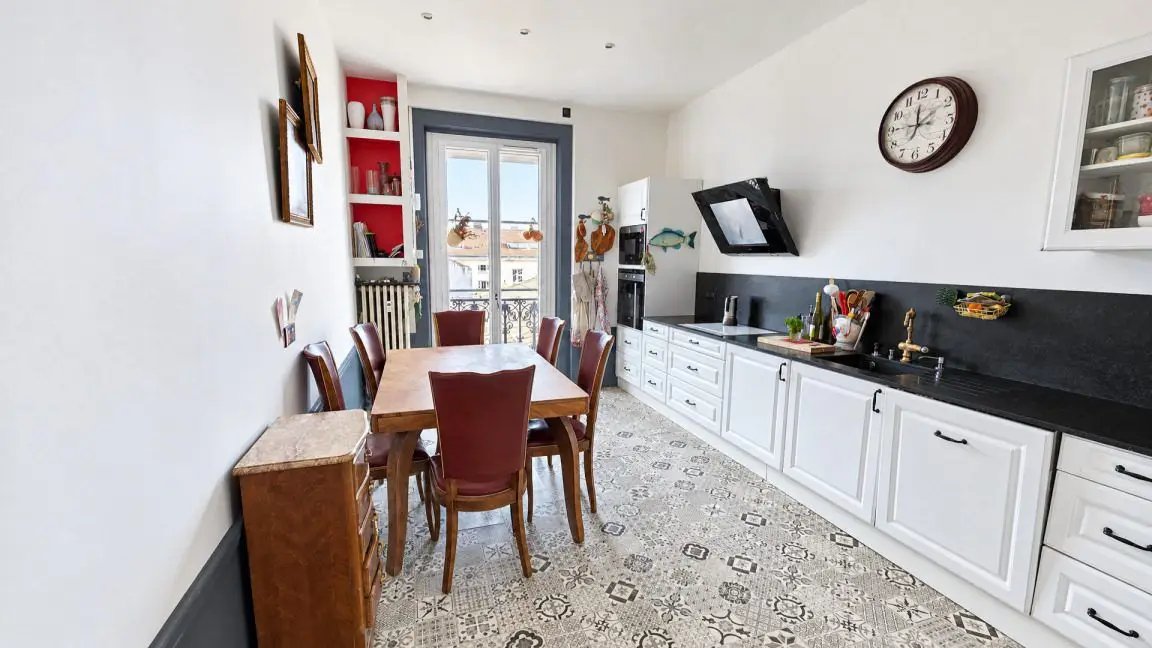 Appartement à vendre, 185m², Saint-Étienne