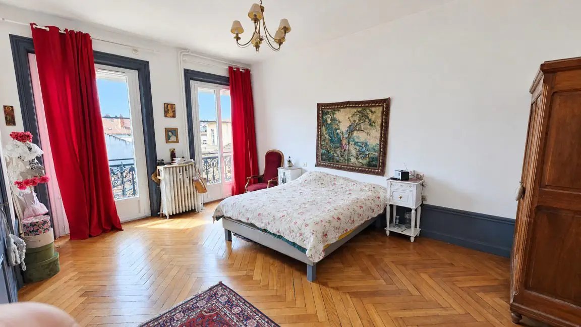 Appartement à vendre, 185m², Saint-Étienne