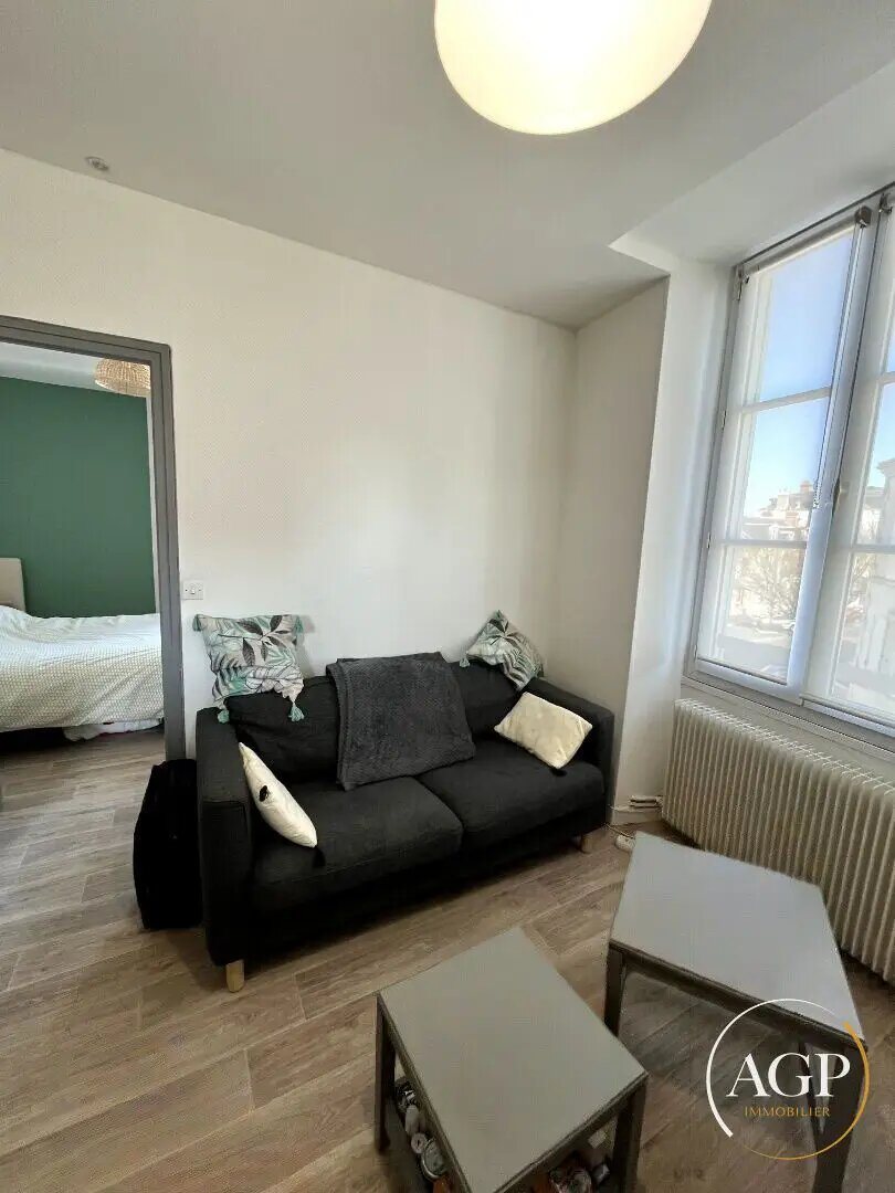 Appartement à louer, 27m², Orléans