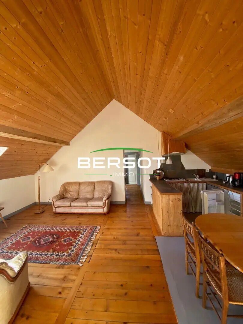 Appartement à louer, 90m², Montlebon