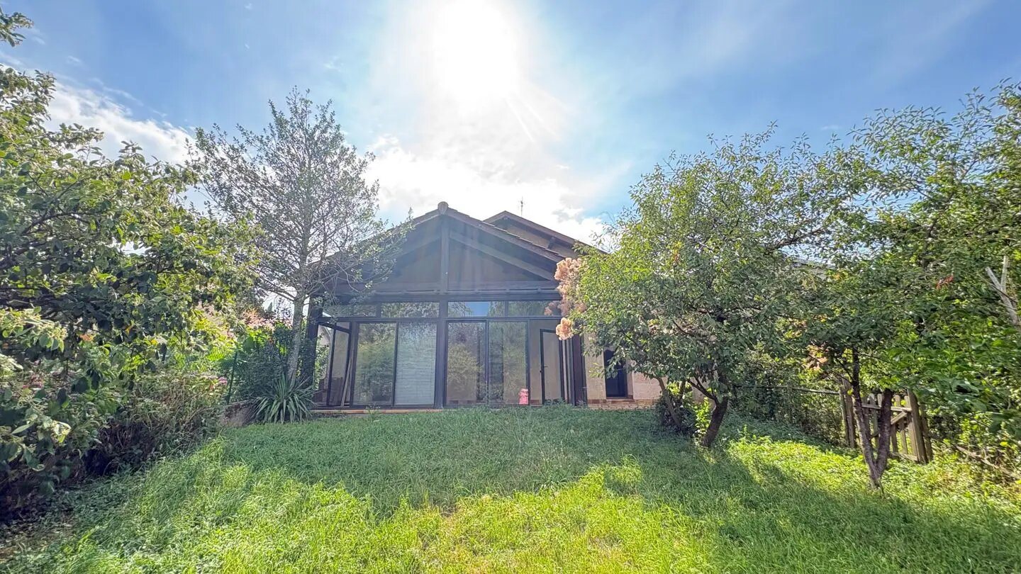 Maison à vendre, 130m², Saint-Genis-les-Ollières