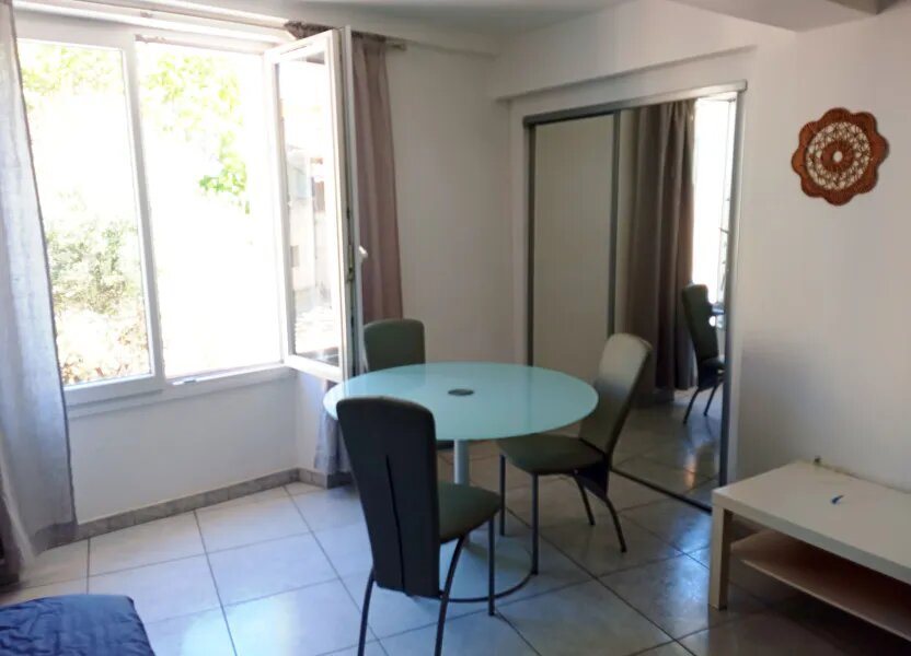 Appartement à louer, 31m², La Farlède