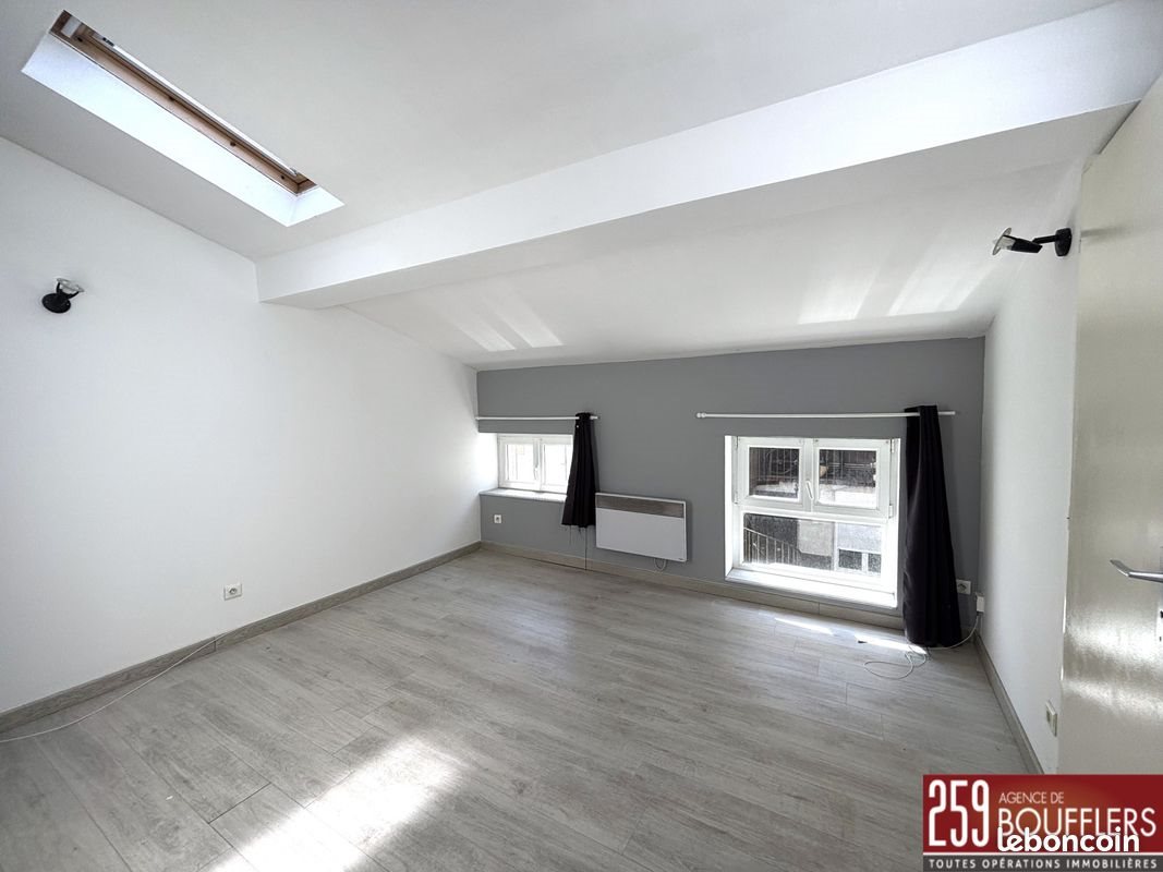 Appartement à louer, 27m², Nancy