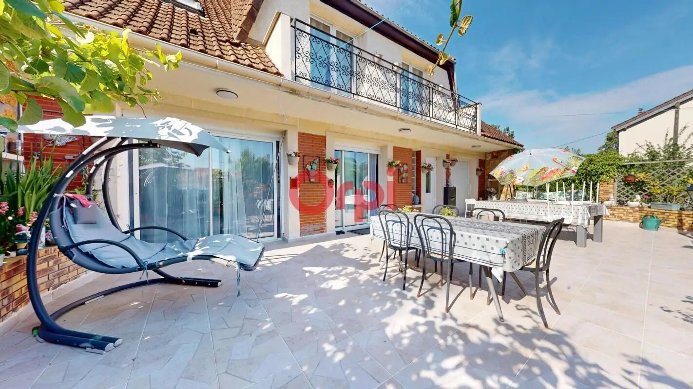 Maison à vendre, 265m², Montfermeil