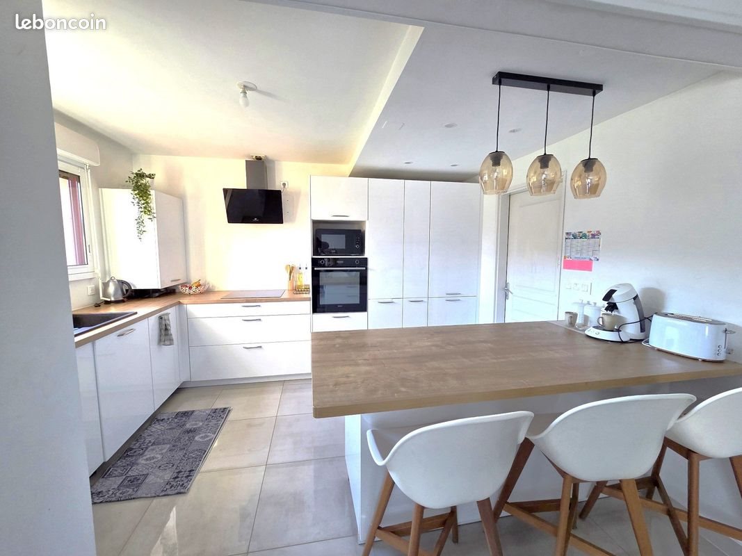 Maison à vendre, 95m², Noyal-Châtillon-sur-Seiche