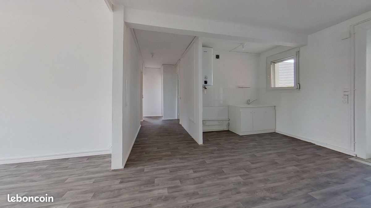 Appartement à louer, 72m², Rouhling