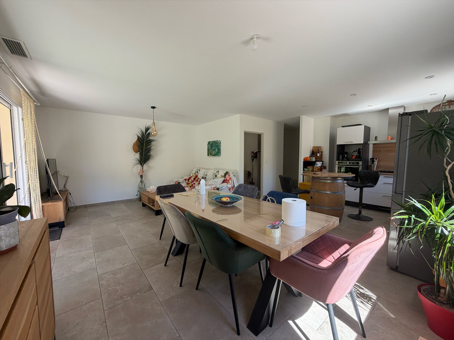Maison à louer, 91m², Eyguières
