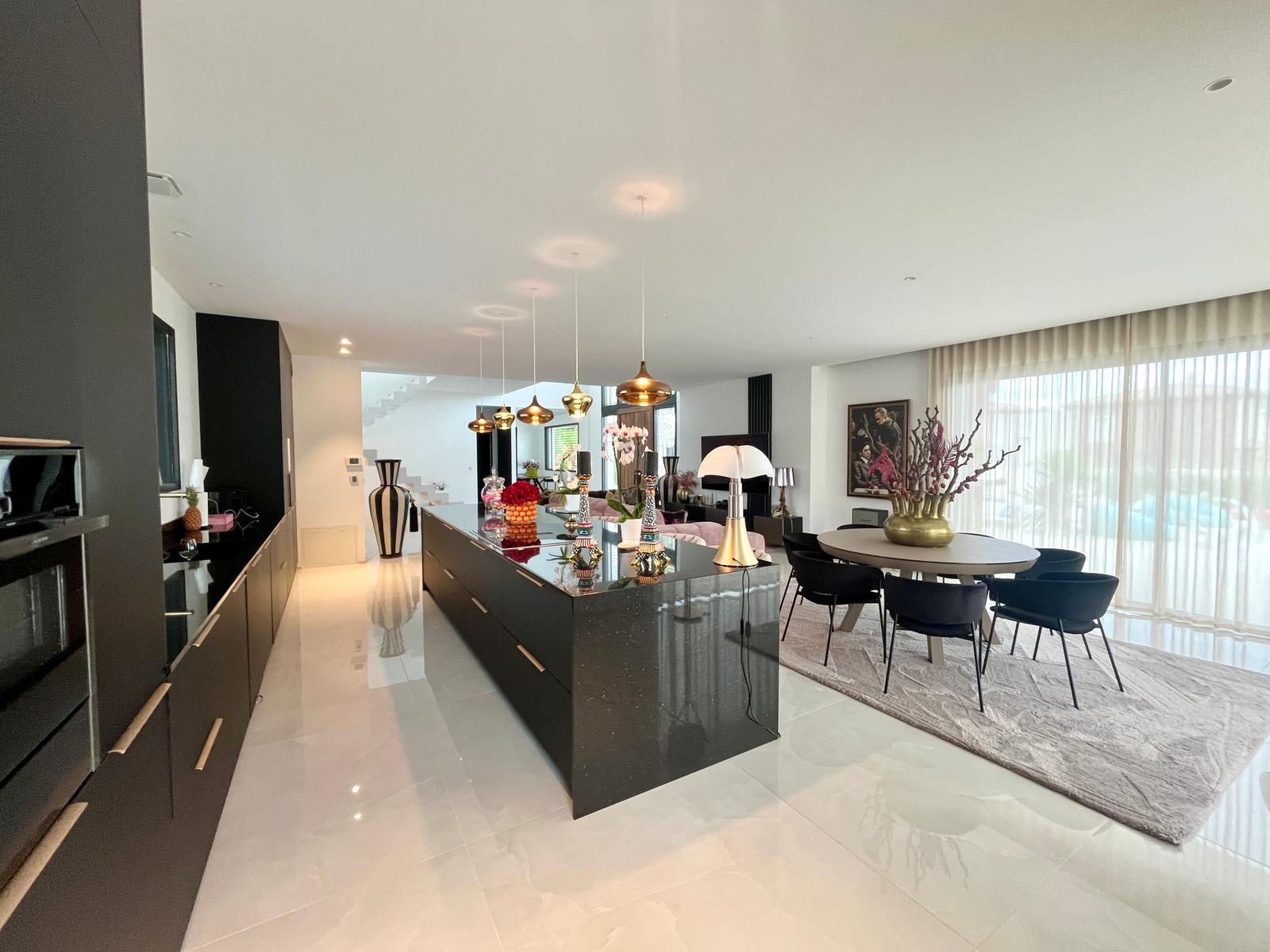 Maison à vendre, 340m², Carry-le-Rouet