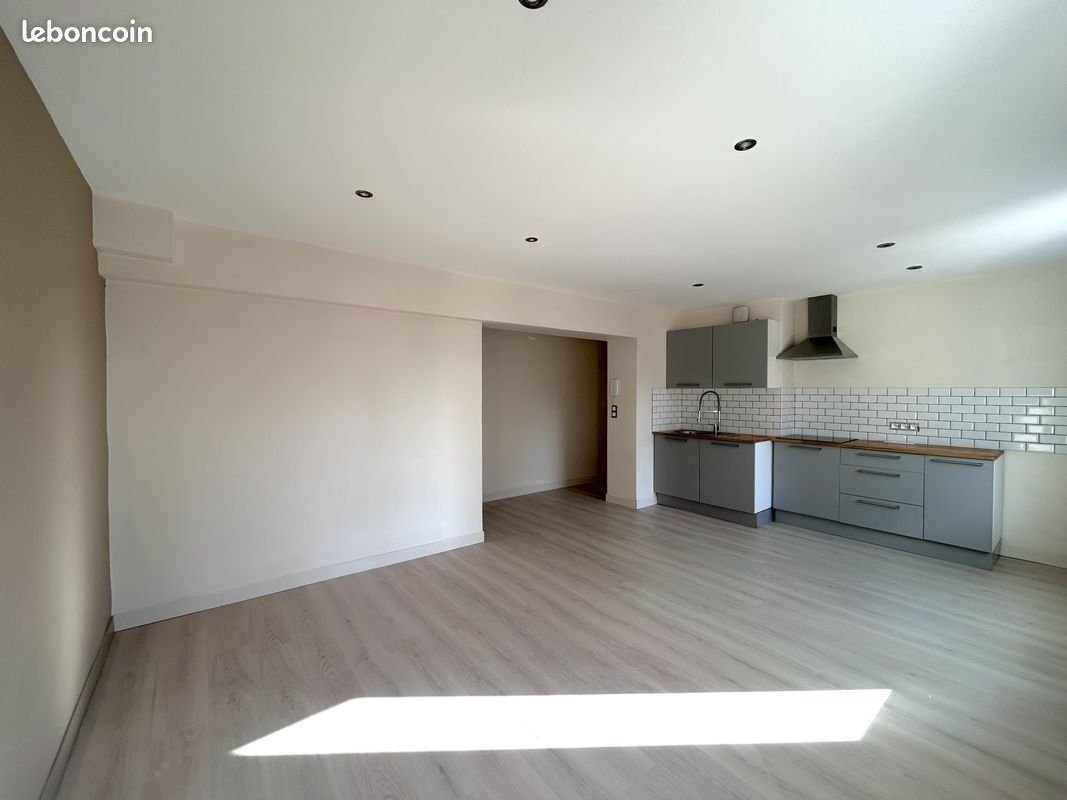Appartement à louer, 59m², Beauvais