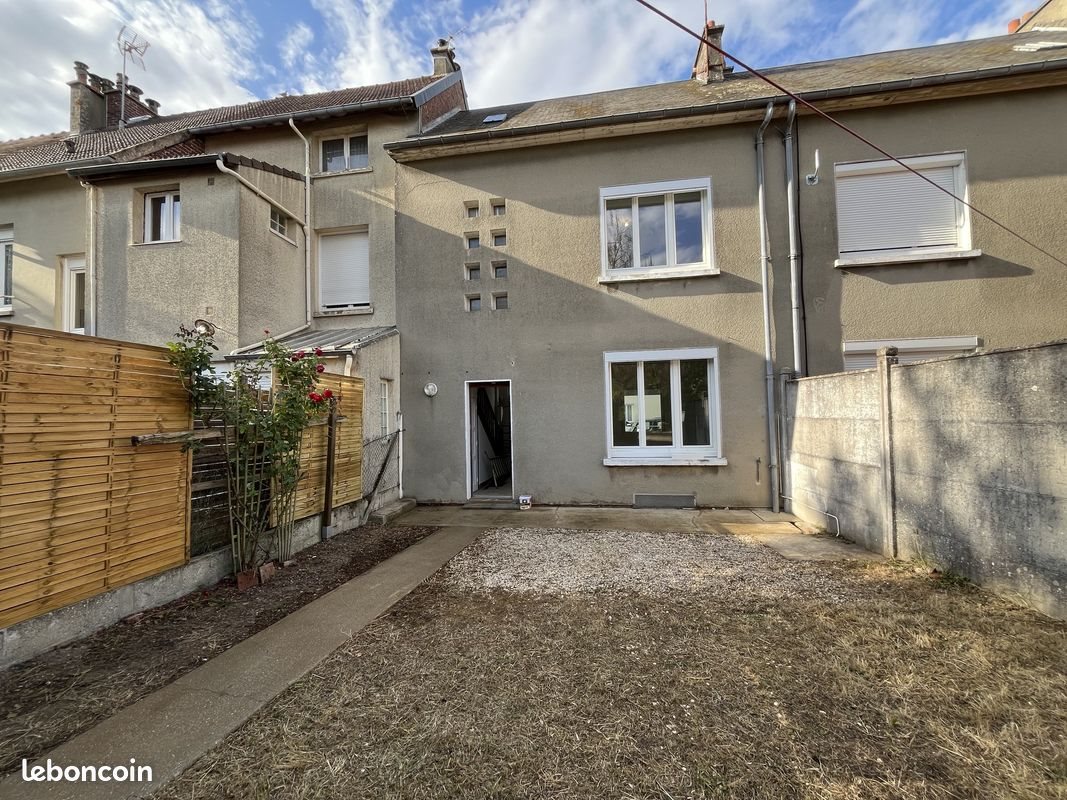 Maison à louer, 73m², Grandvilliers