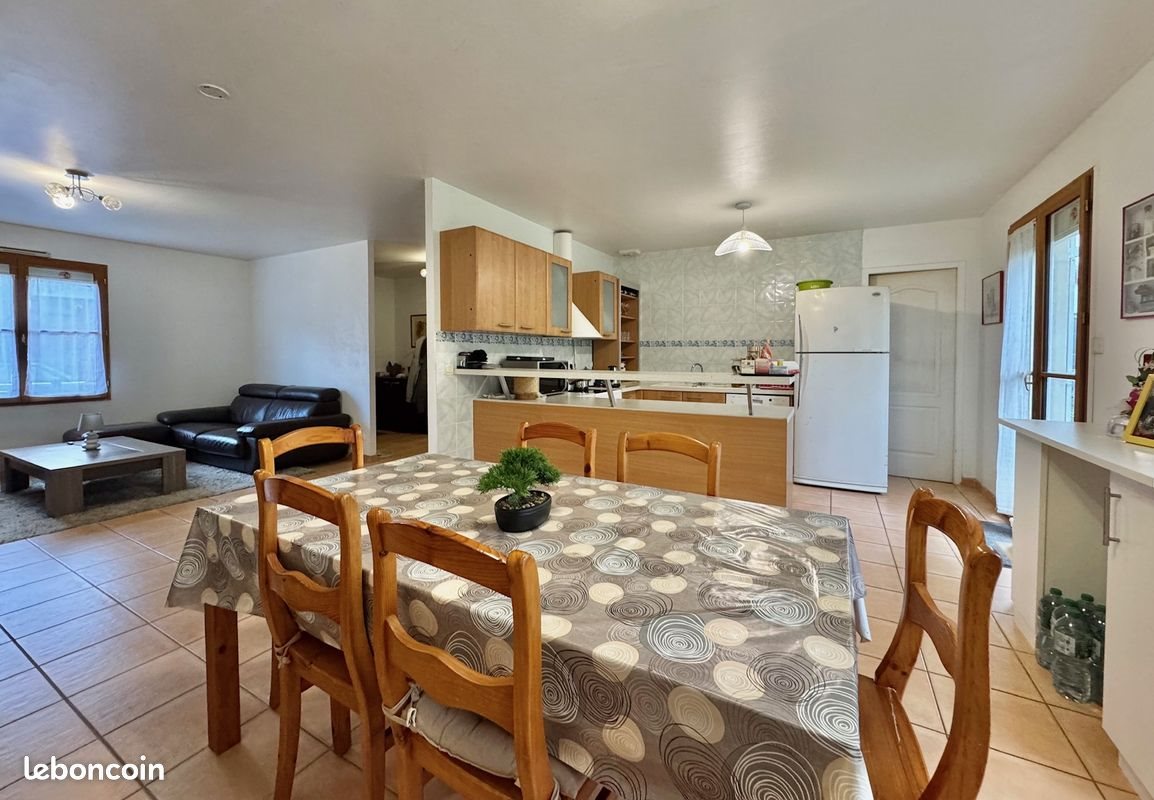 Maison à vendre, 98m², Hermes