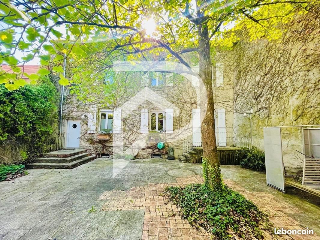 Maison à vendre, 294m², Avricourt