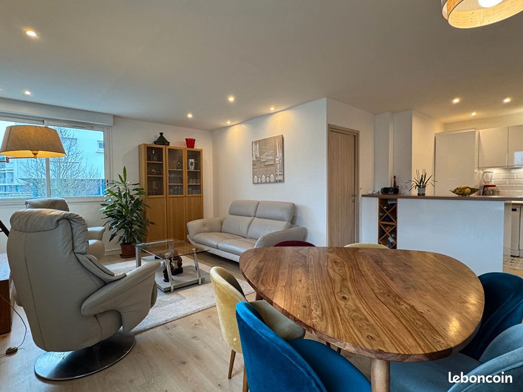 Appartement à vendre, 73m², Royan