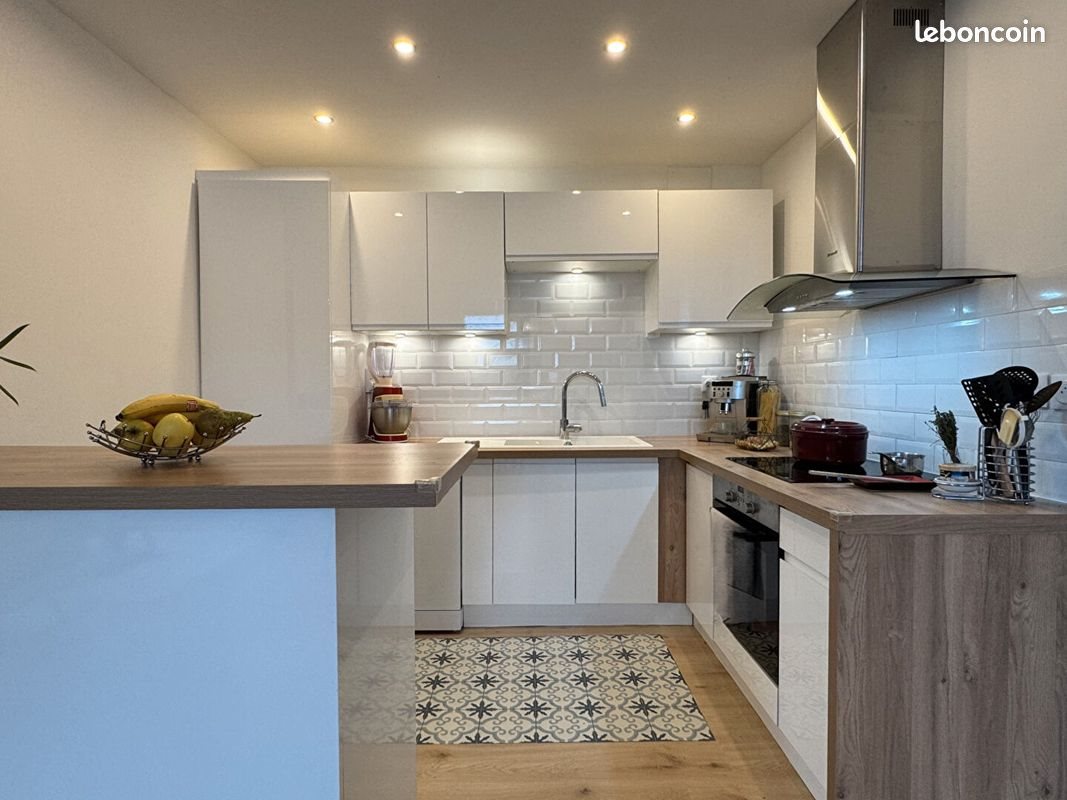 Appartement à vendre, 73m², Royan