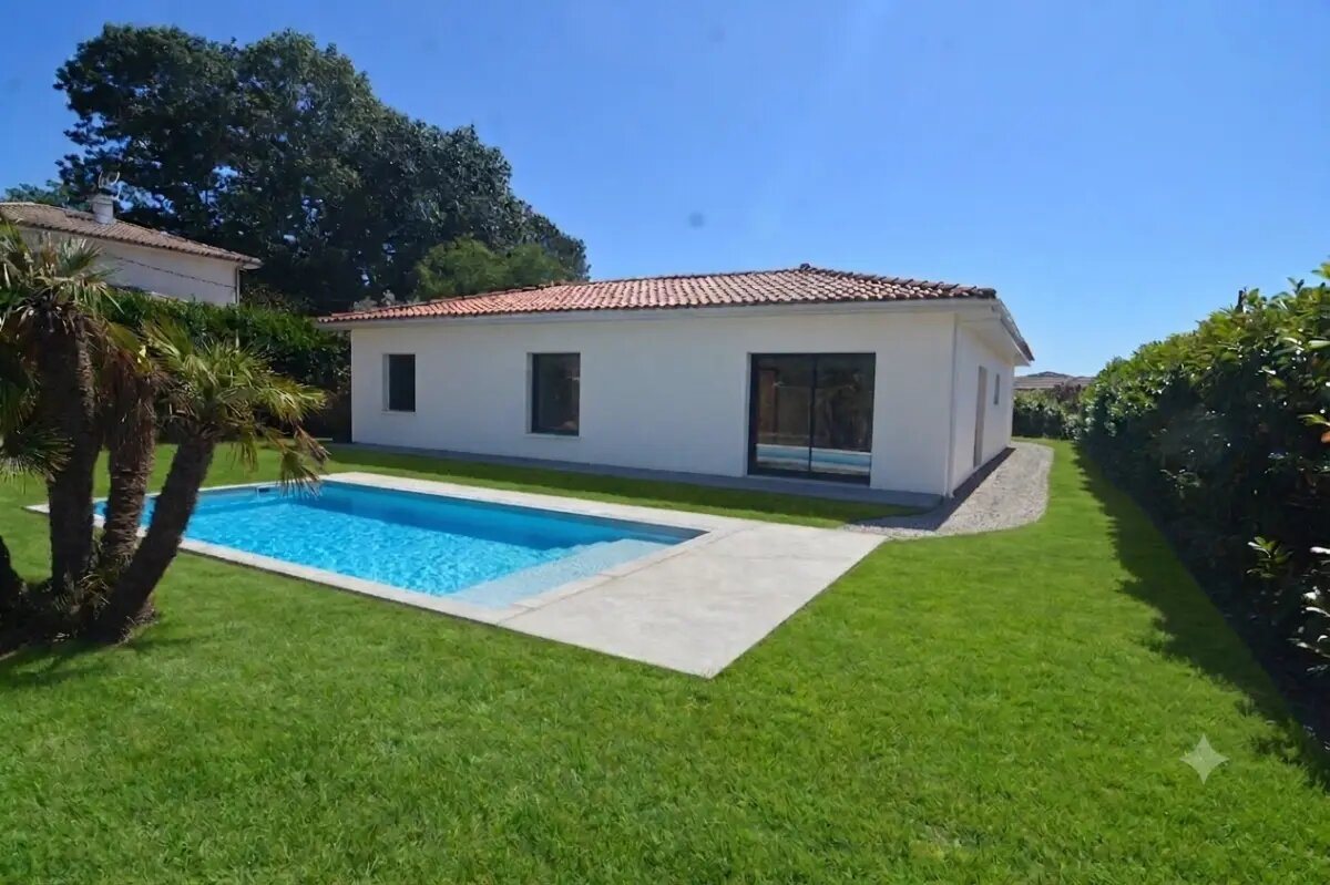 Maison à vendre, 210m², Saint-Médard-en-Jalles