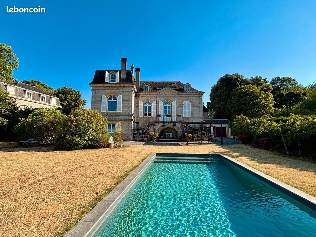 Maison à vendre, 316m², Brive-la-Gaillarde