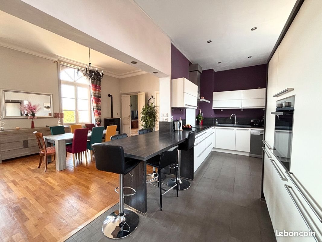 Maison à vendre, 316m², Brive-la-Gaillarde