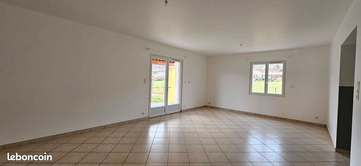 Maison à louer, 103m², Peipin