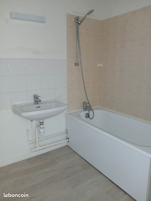 Appartement à louer, 72m², Tours
