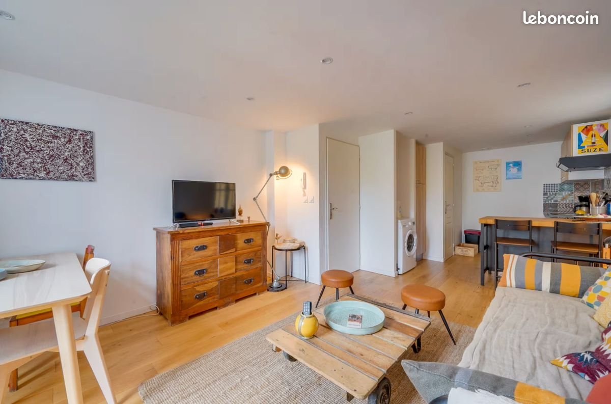 Appartement à louer, 42m², Bordeaux