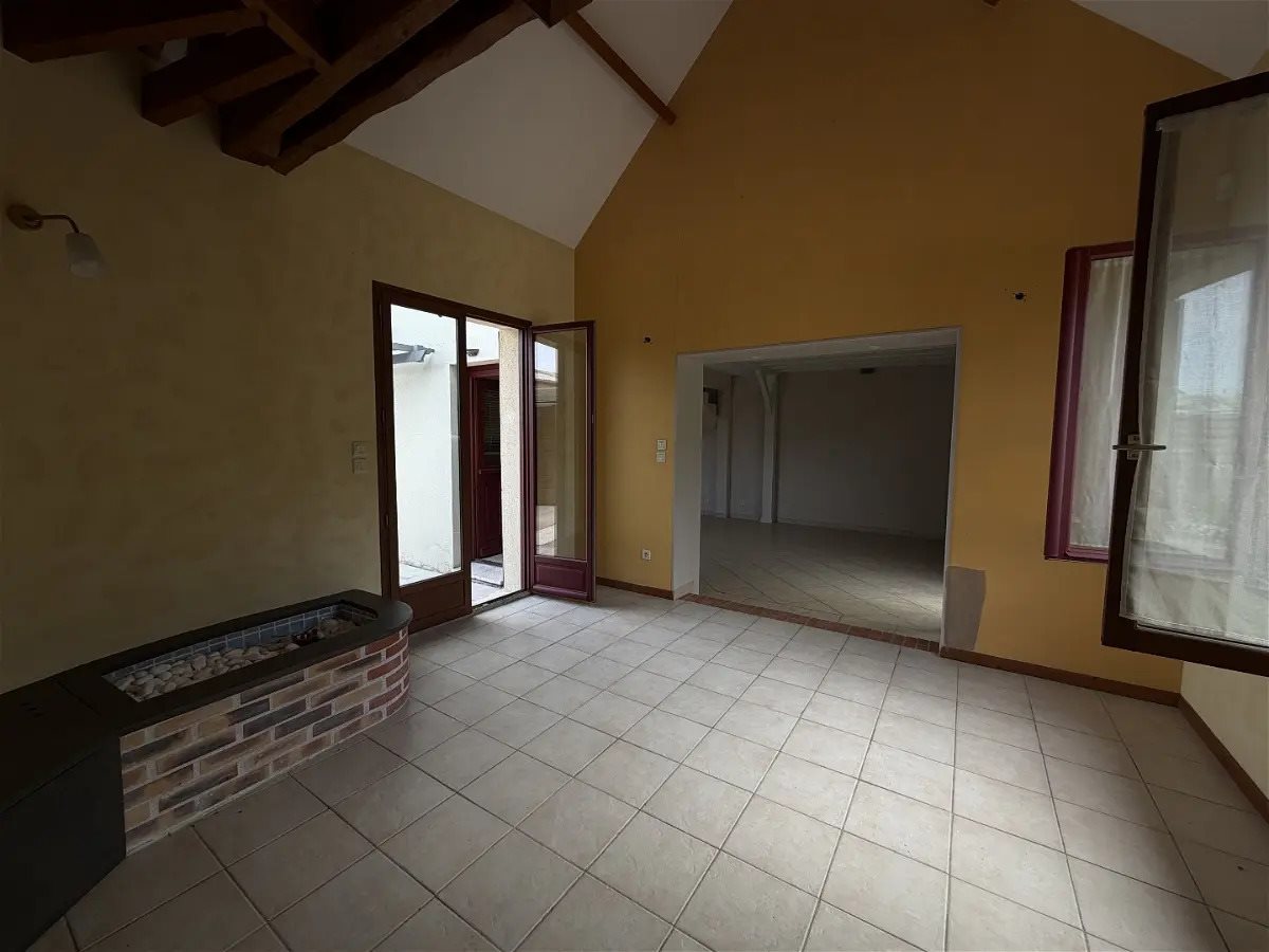 Maison à louer, 106m², Cormeray